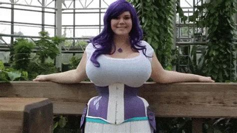 girl boobs gif|Big Tits Gif: 60+ Hottest Big Boobs Gifs of 2024